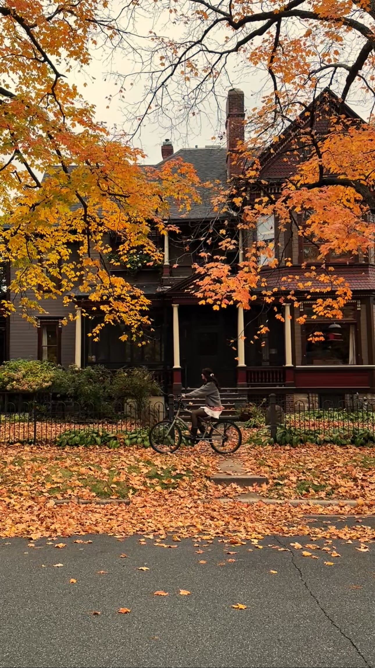 Instagram post by @the.cozysoul for Travel Wisconsin. Caption reads: You’re not sad… you just need a 90s fall rom-com....