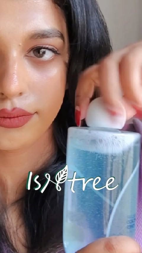 Instagram post by @korean_sonyeo_ for ISNTREE. Caption reads: [...] plump, glass-skin glow! ✨ This is the....