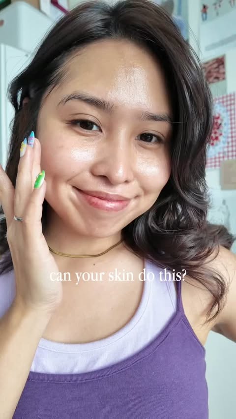 Instagram post by @sugar.cherrie for Glad2Glow Malaysia. Caption reads: Dull skin? Not on our watch ✨ Glad2Glow....