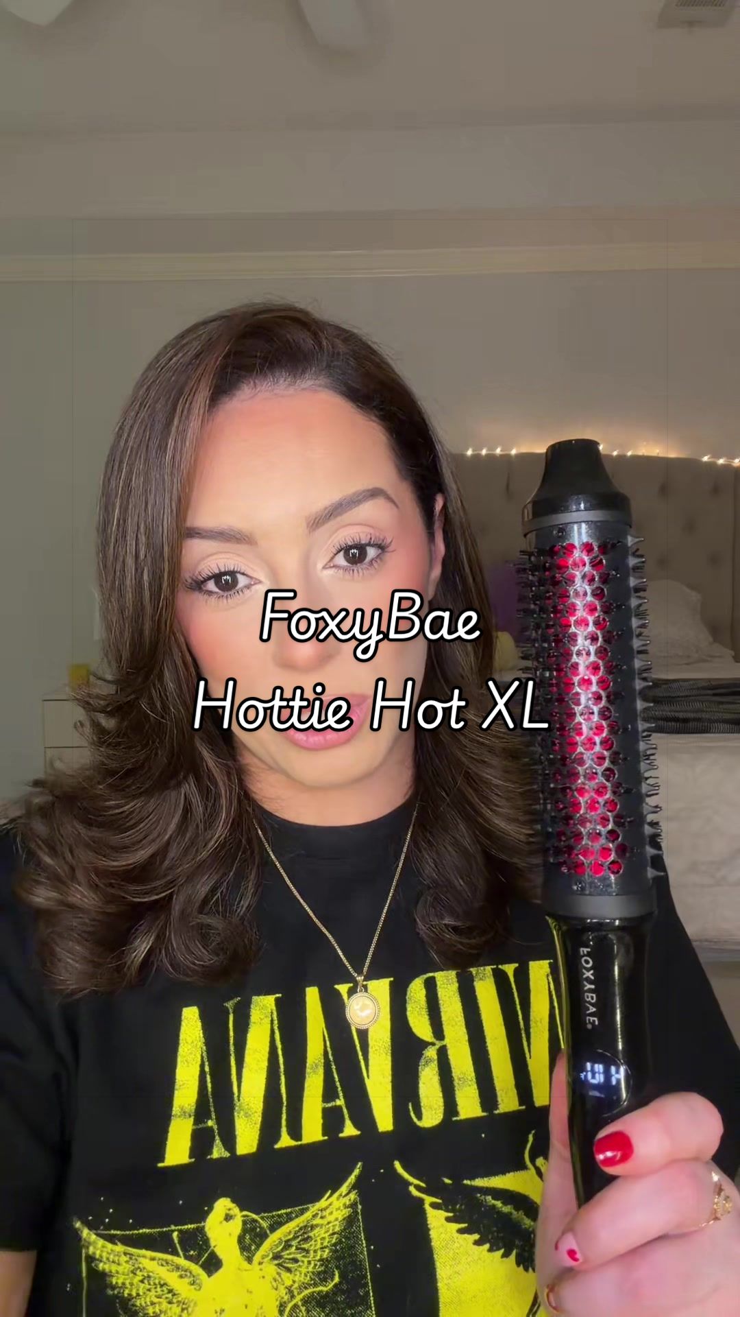 TikTok post by @fathiam6 for FoxyBae Hair. Caption reads: [...] many hot brushes. But this one from @FoxyBae....