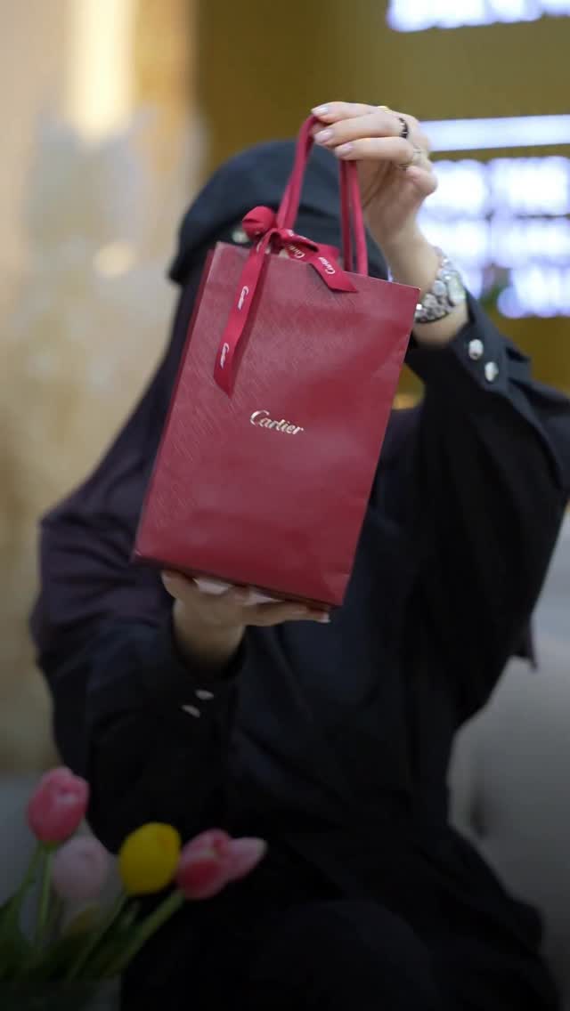 Instagram post by @aqquaman_official for Cartier. Caption reads: 🙏🏻.