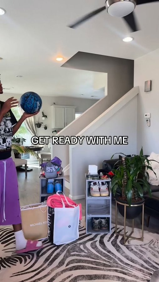 Instagram post by @m3hkii for POIZON. Caption reads: Whoopty doo😝 should I just keep her....