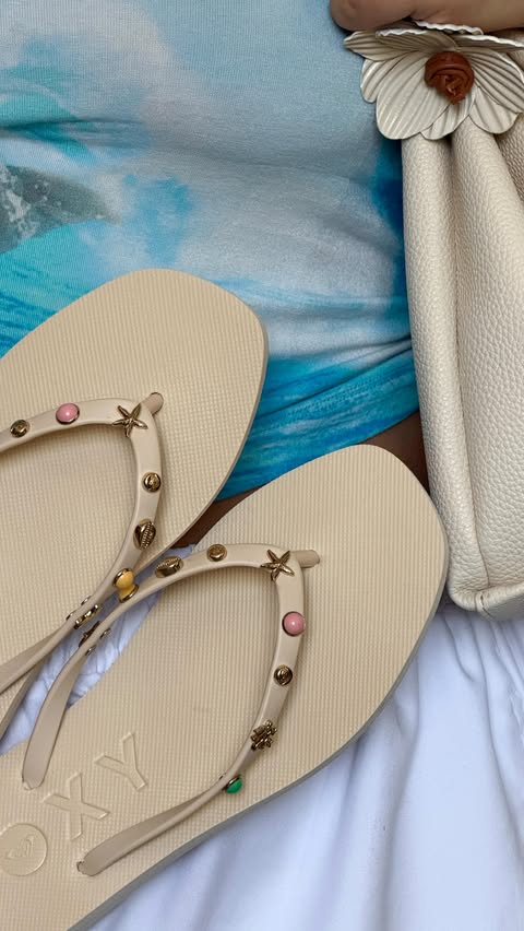 Instagram post by @avericamille for DSW Designer Shoe Warehouse. Caption reads: prepping for vacay w/ @dsw 🍍👙🩴 #ad.