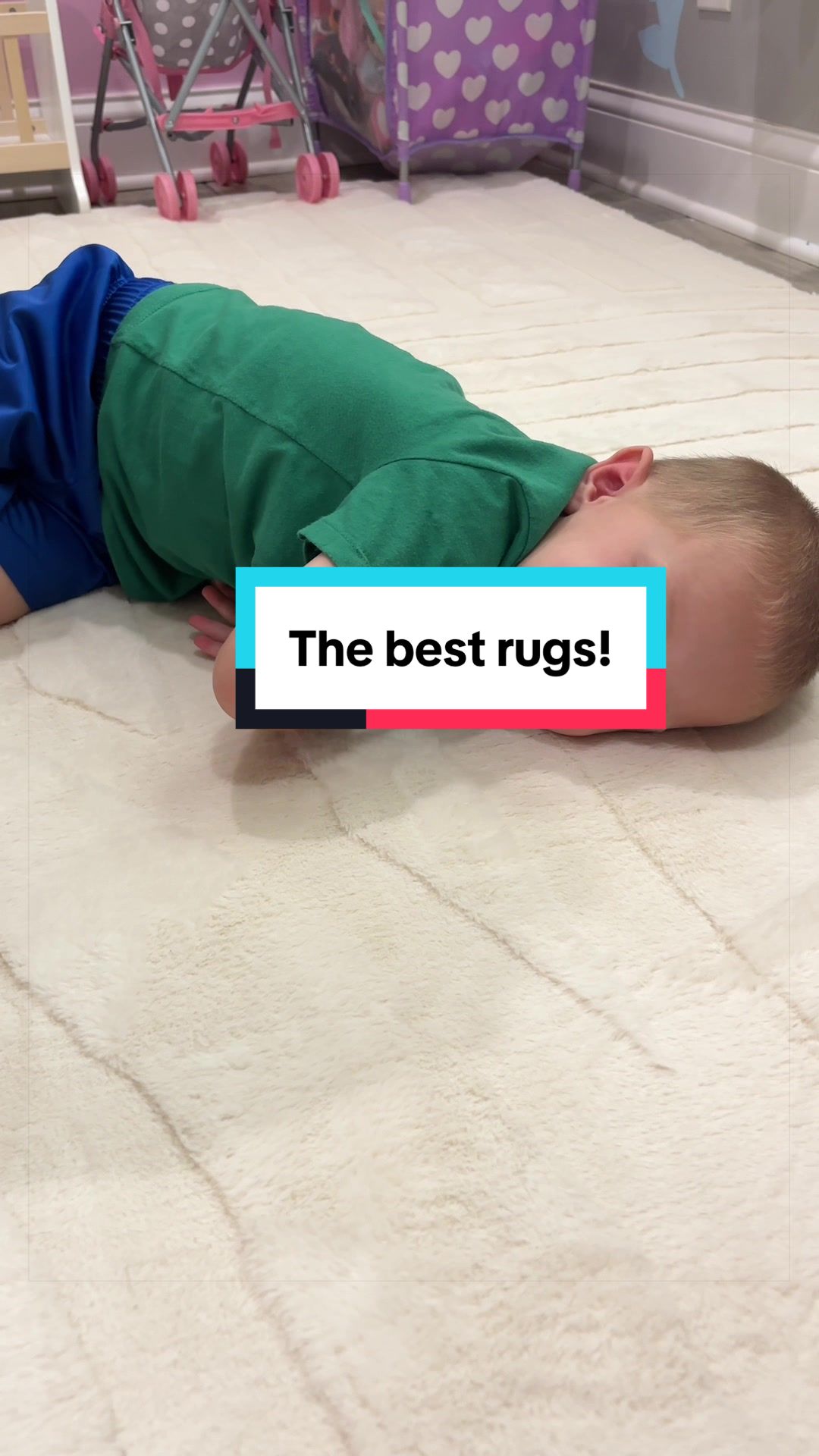 TikTok post by @alexa.tomair for HULOOSLEEP. Caption reads: [...] my daycare!! @Huloo Sleep #rug #kids....