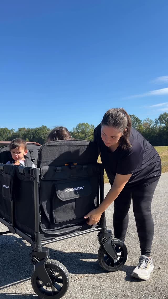 Instagram post by @laurenderouennn for WonderFold. Caption reads: this would be the best gift for the mom in your....