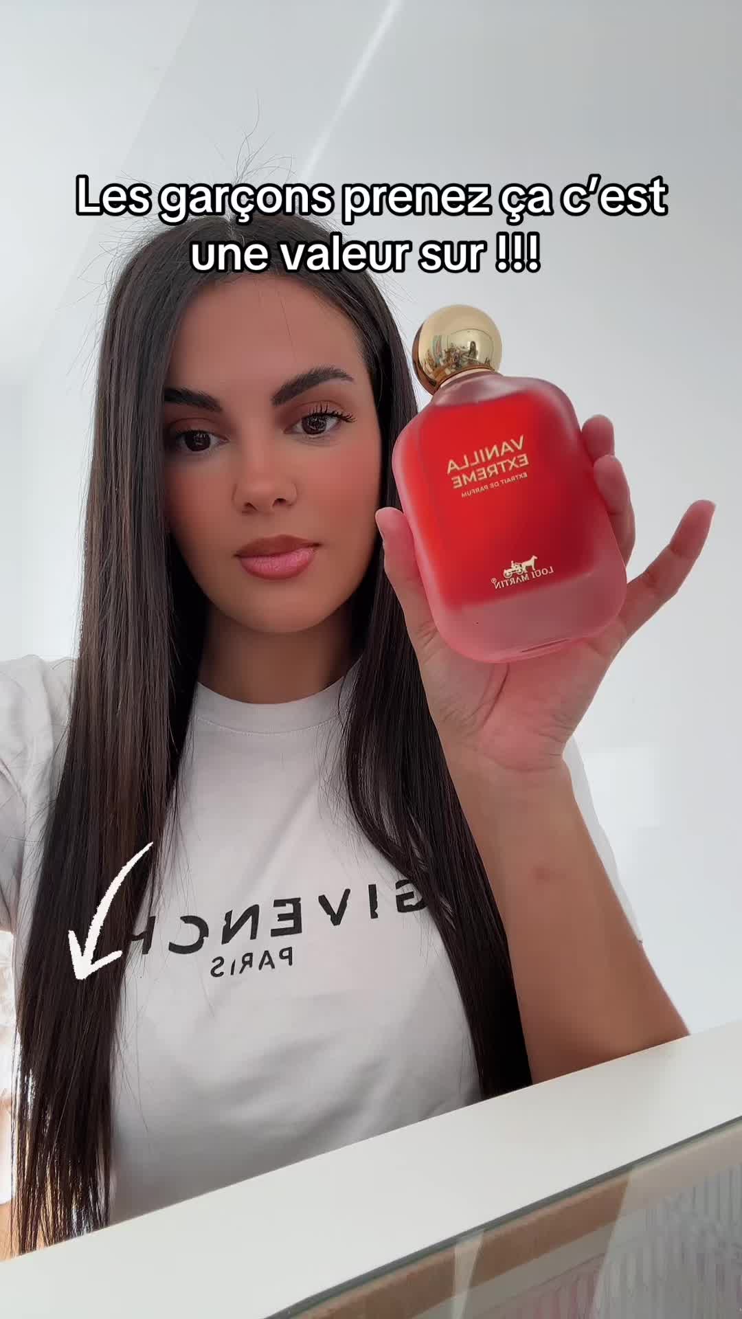 TikTok post by @celiaelbaz for Aprizo. Caption reads: @APRIZO #vanillaextreme #parfums [...].