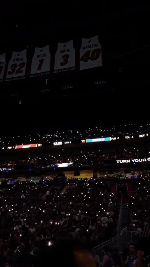 Instagram post by @lauramvila for American Airlines. Caption reads: @americanair 🤝 Miami HEAT - Premium seats,....