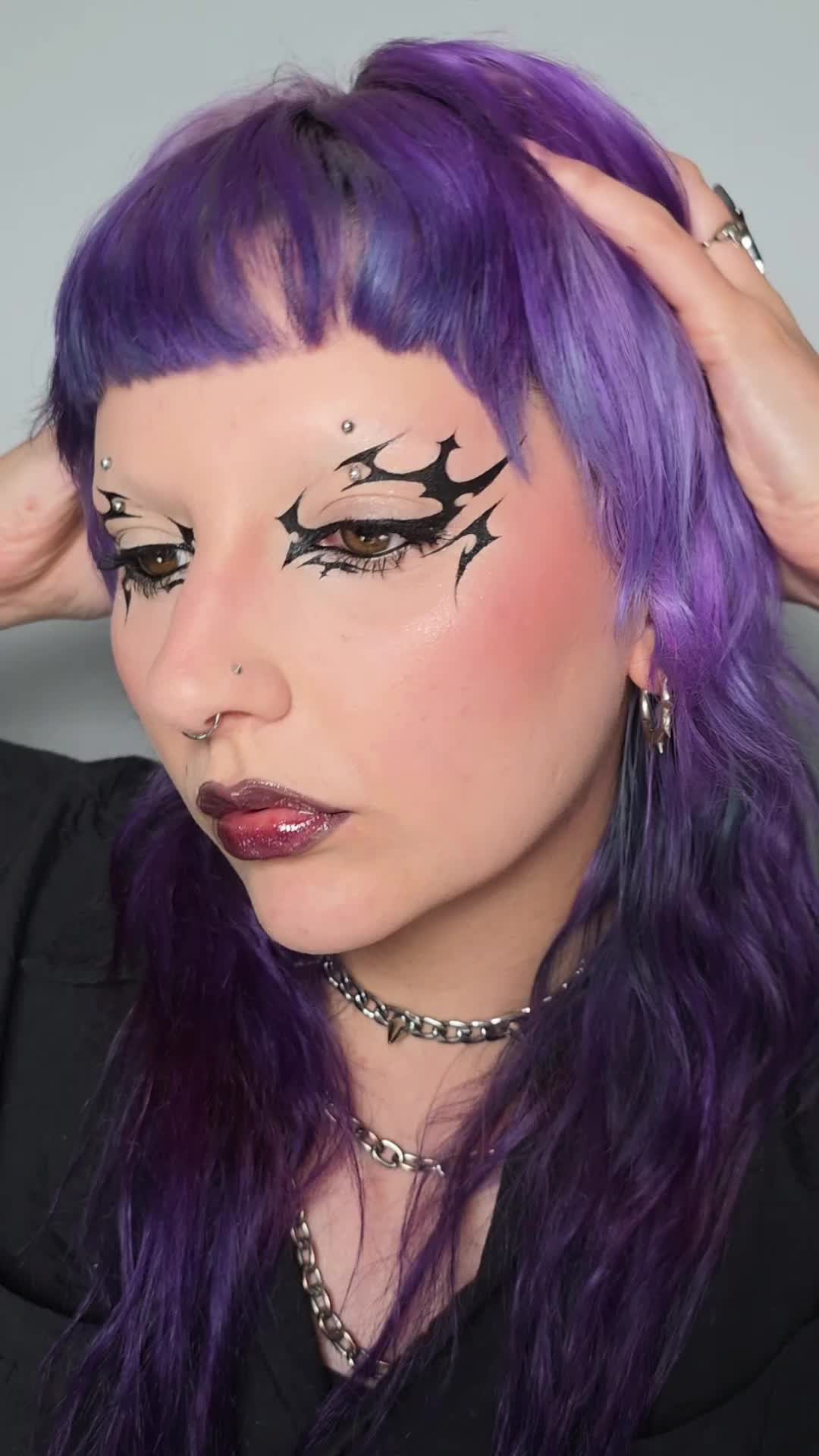 TikTok post by @nonaa_mua for Kaleidos Makeup. Caption reads: [...] @NYX COSMETICS FRANCE Lip Contour @Kaleidos....
