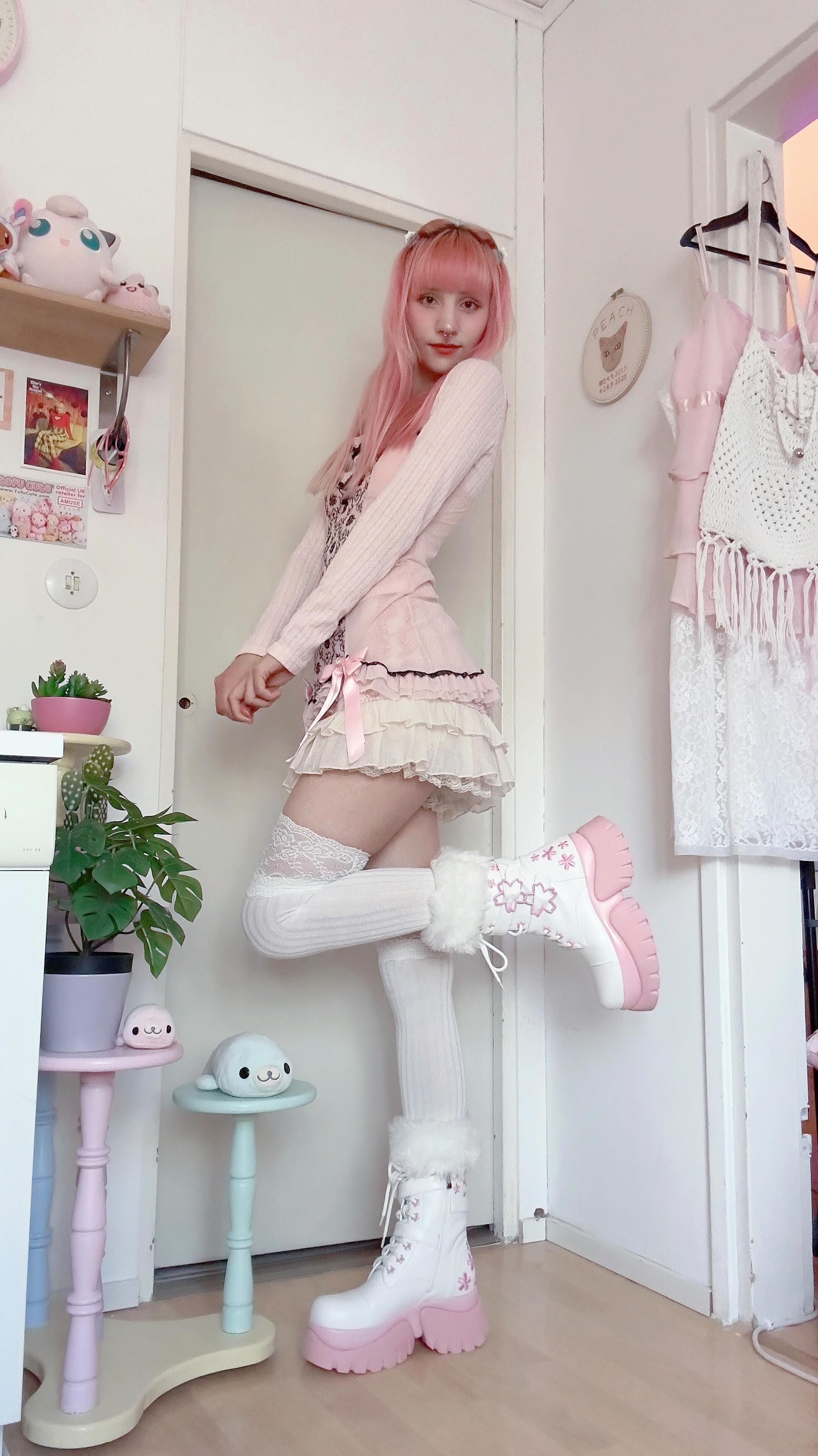 Instagram post by @bubblechutea for Koi Footwear. Caption reads: shoes gifted by @koifootwear 🩷 this styling is....