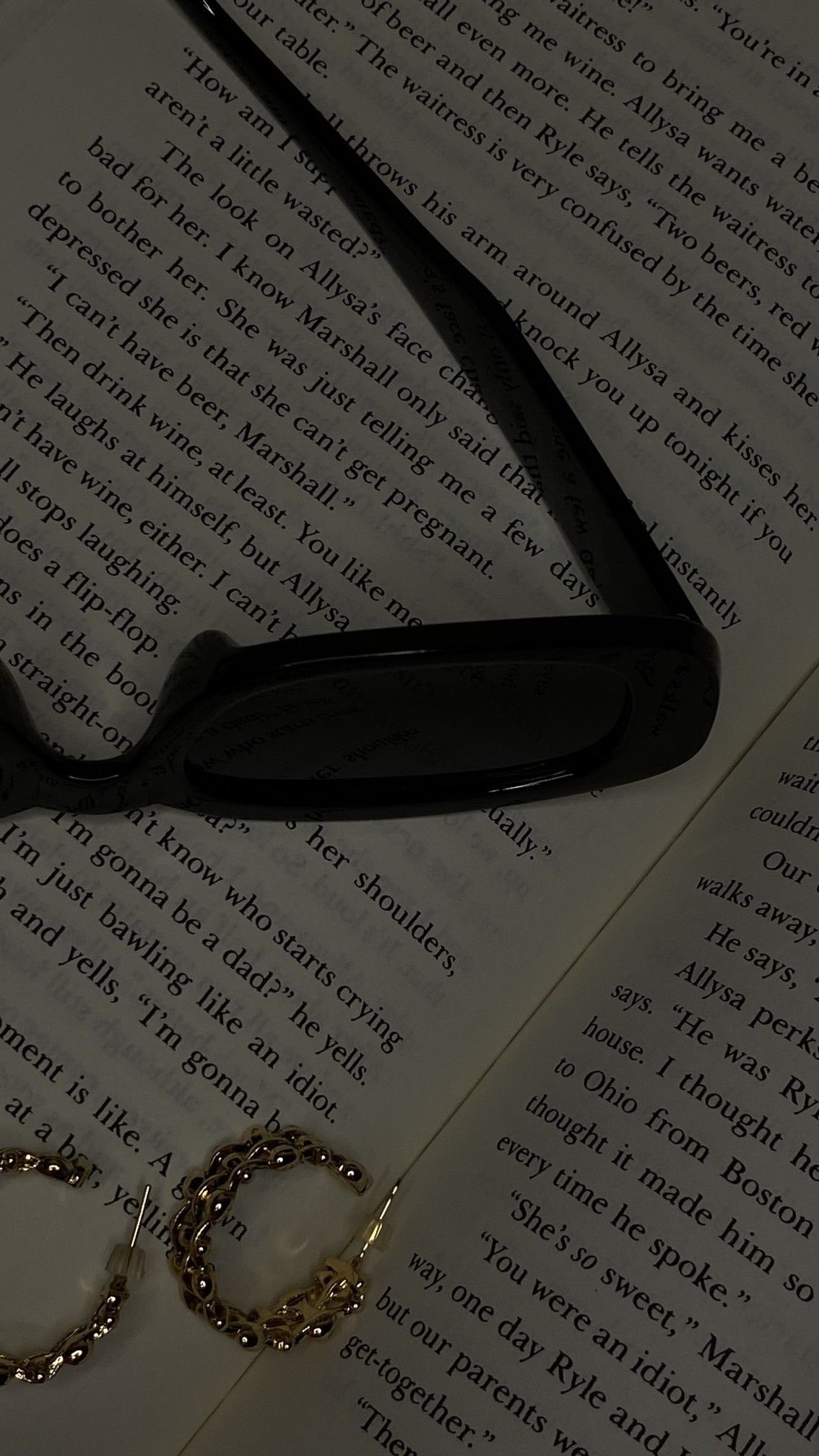 Instagram post by @karendrodriguez for TA3 Swim. Caption reads: [...] pencil dress award goes to @ta3 🖤✨....