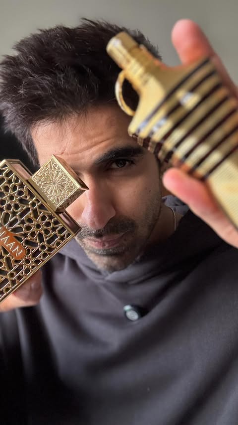 Instagram post by @smellgoodwithkeshav for Rayhaan Perfumes. Caption reads: [...] save some money this New....