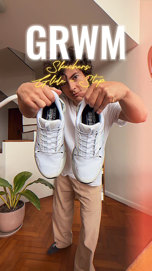 Instagram post by @mario_cortijo for Skechers. Caption reads: ✨ GRWM con mis nuevas Skechers GlideStep ✨
Desde....