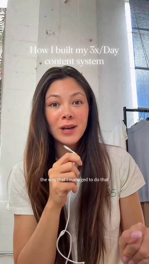 Instagram post by @askcatgpt for Notion. Caption reads: This system has made me feel like a superhero. I....