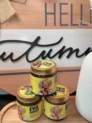 TikTok post by @lidia_1115_ for Evil Goods. Caption reads: @evilgoods #seboderes #evilgoods #viralvideo [...].
