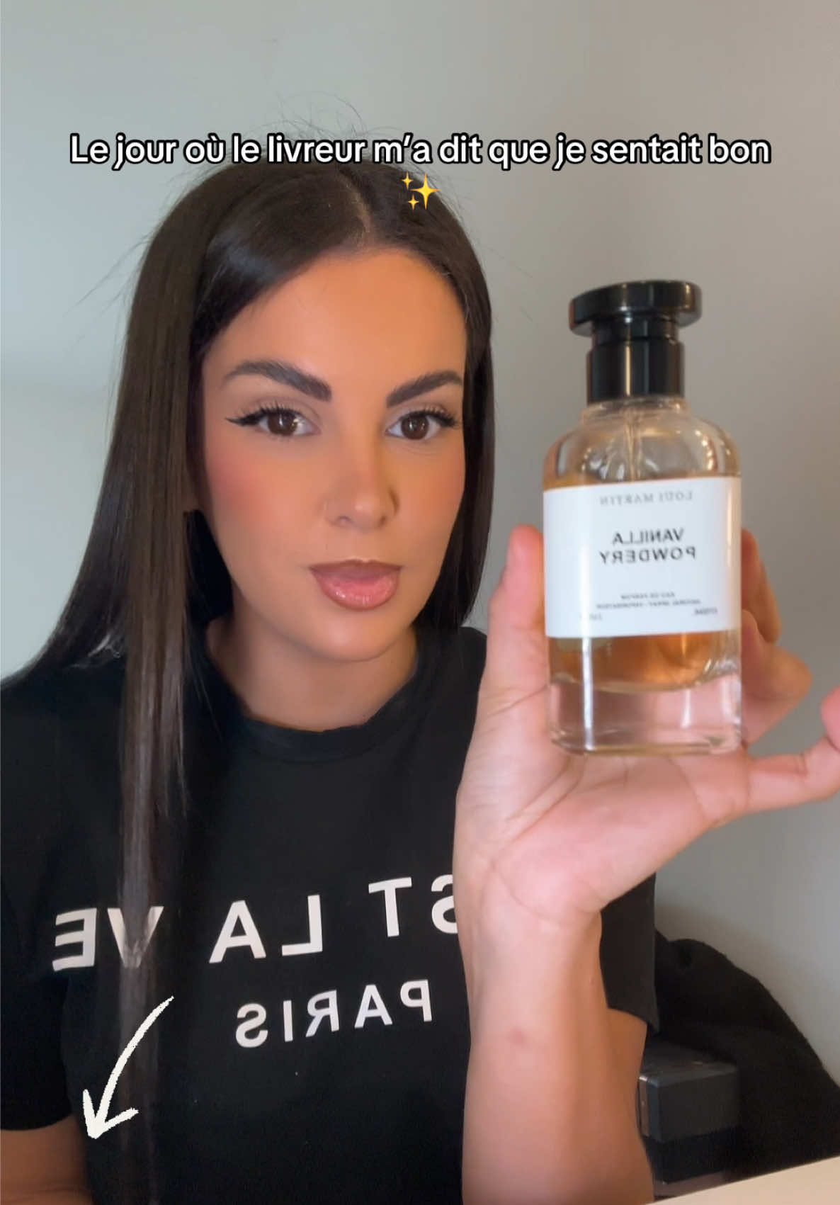 TikTok post by @celiaelbaz for Aprizo. Caption reads: @APRIZO #vanillapowdery #parfum #tiktokshop [...].