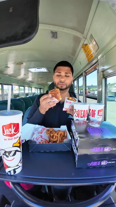 Instagram post by @noemurillo for Jack in the Box. Caption reads: @jackinthebox Smashed Jack Sliders [...].