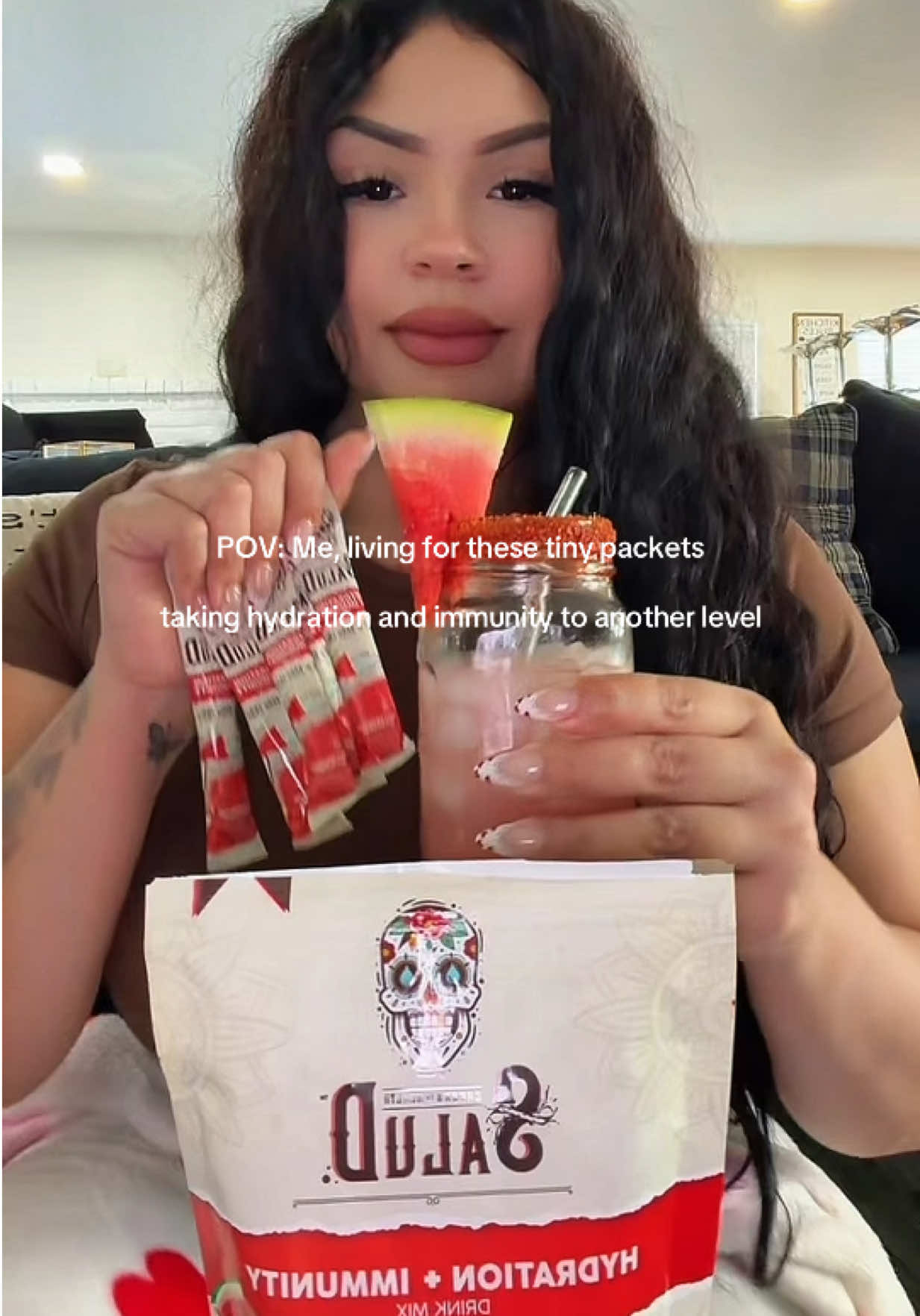 TikTok post by @its.jojo69 for Taste Salud. Caption reads: baddies hydrating mocktail drinks from @Taste....