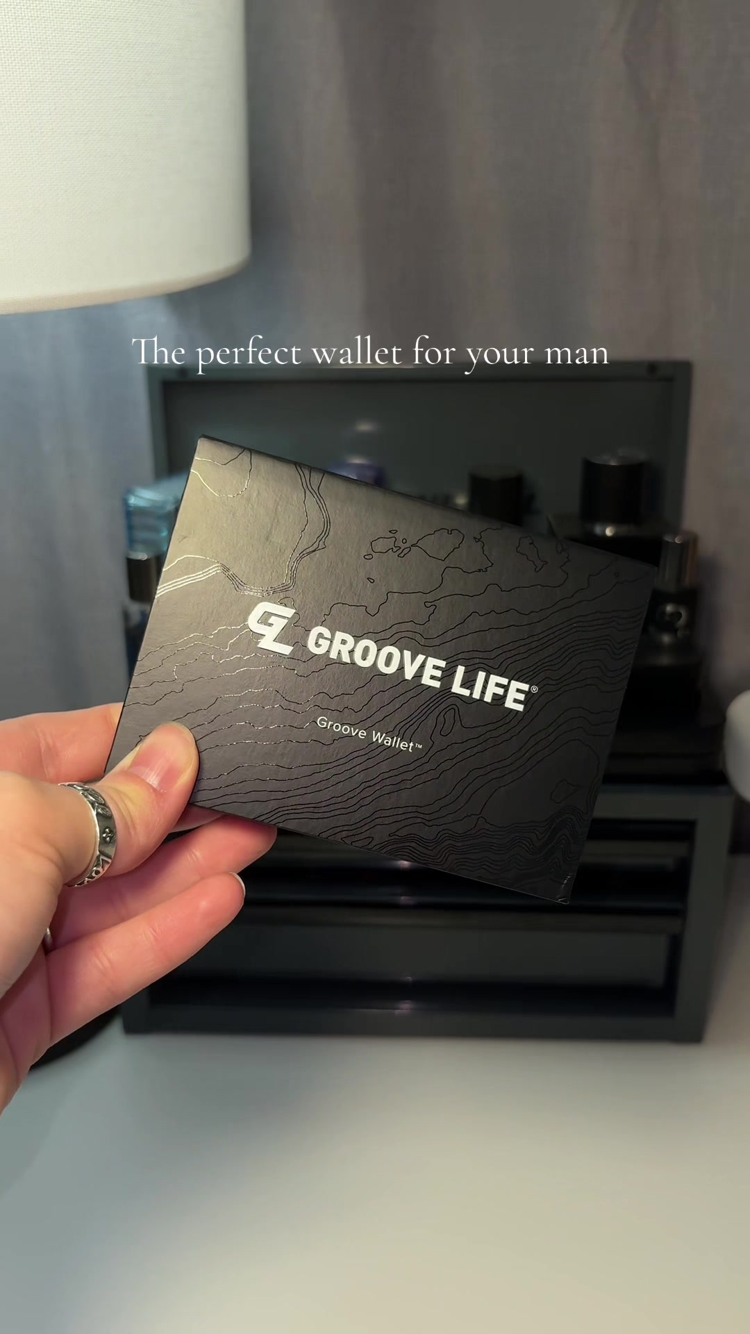 TikTok post by @chelbyguerrero for Groove Life. Caption reads: [...] enough to hold cash and 14 cards 💰 @Groove....