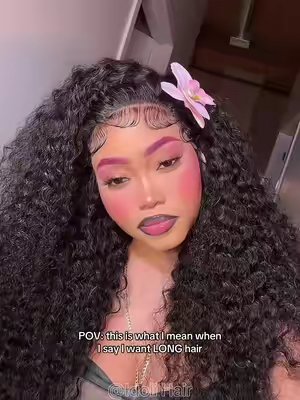 TikTok post by @yaatiff for Idoli Hair. Caption reads: [...] 30 inches on a budget is CRAZY🛍️🔗....