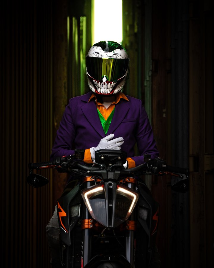 Instagram post by @racer_bladez_vf for Ruroc. Caption reads: This ain’t no joke! 🃏 

📸 @racer_bladez_vf

🤜🤛....