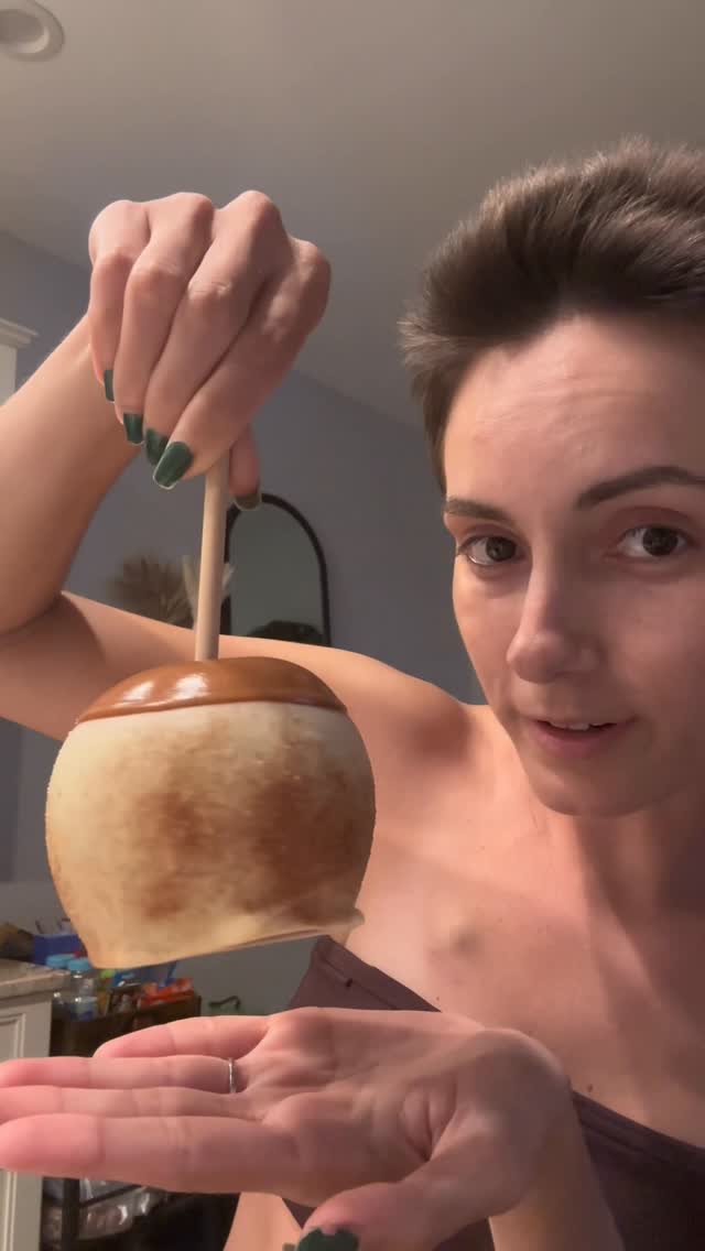 Instagram post by @gianna.cericola for Kilwins. Caption reads: This was my first time trying desserts from....