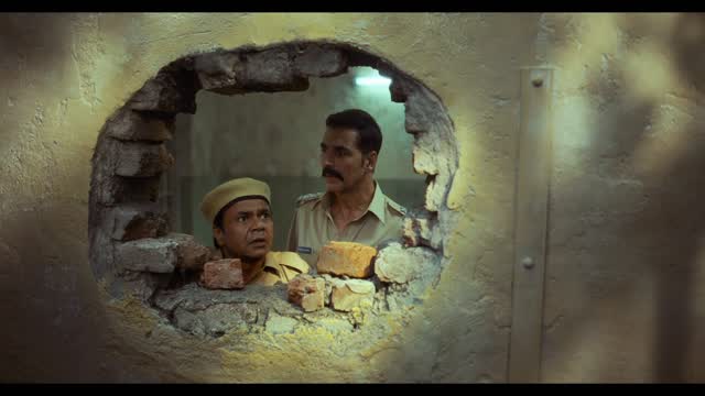 Instagram post by @akshaykumar for Catch Foods. Caption reads: Catch Hing ki khushboo hai itni dumdaar… ki....