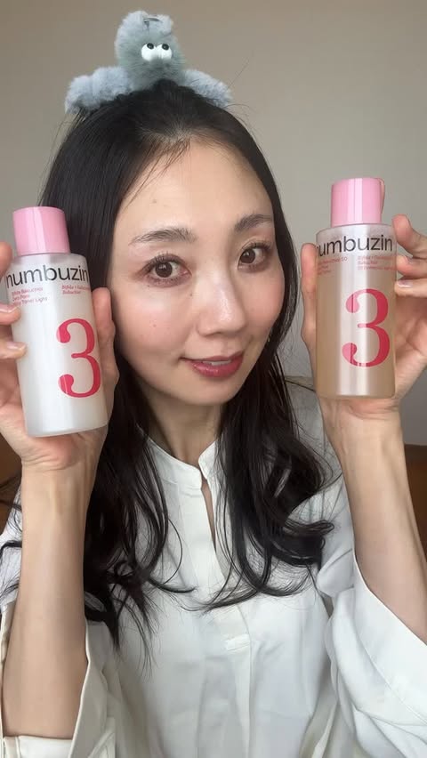 Instagram post by @icoico0323 for numbuzin. Caption reads: Numbuzin 3番うるツヤ発酵トナーEX 3番スベスベ発酵トナー [...].