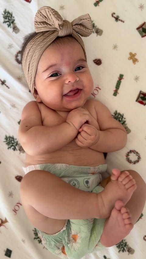Instagram post by @flyingmum_ for Pureborn. Caption reads: [...] ➡️ change diaper ➡️ repeat 🔁 Which....