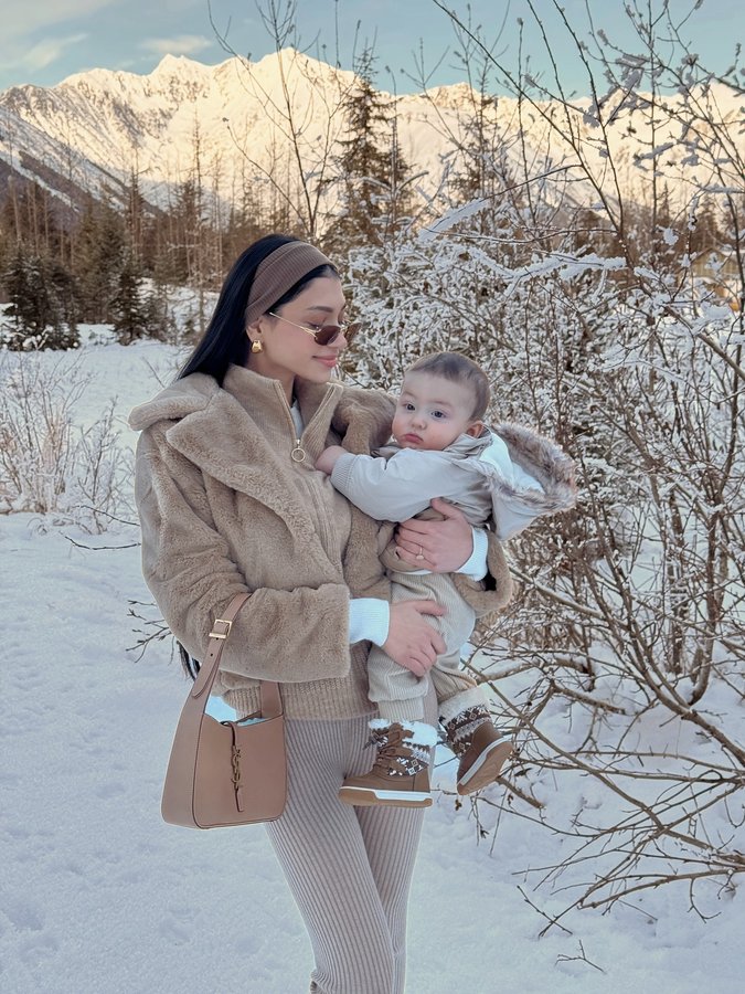 Instagram post by @alannapanday for REVOLVE. Caption reads: Winter is coming (and we can’t wait) ❄️

Outfit:....