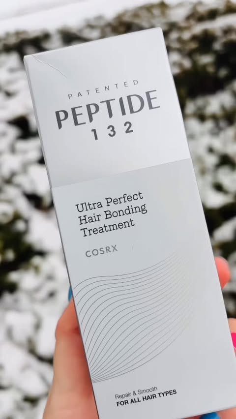 Instagram post by @ellasolves for COSRX. Caption reads: "Day and night".
.
.
Thanks @cosrx for gifting me....