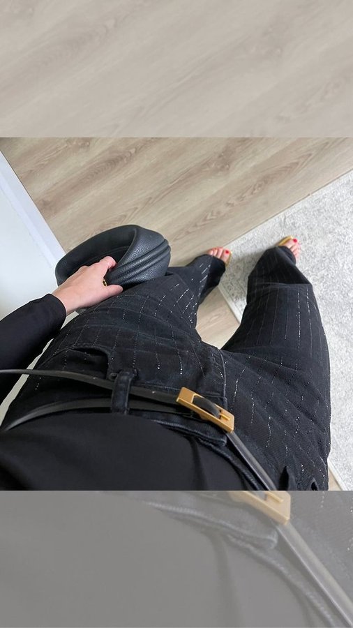 Instagram post by @emilyjbull for Nasty Gal. Caption reads: ad  GIVEAWAY TIME ✨ We’re giving you the chance to....