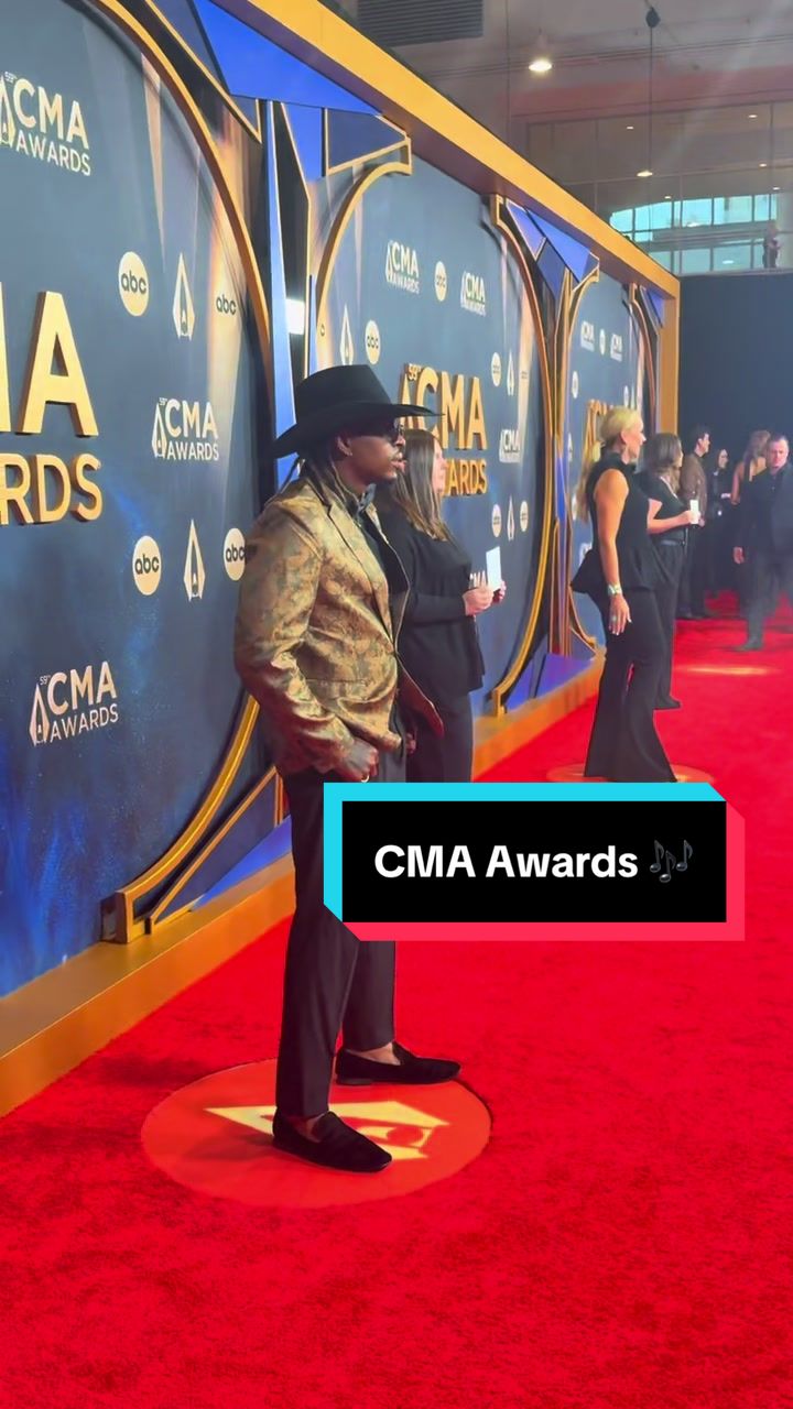 TikTok post by @radiorodd for HEYDUDE shoes. Caption reads: From comfort to carpet🎶⚜️ #HEYDUDECountry....