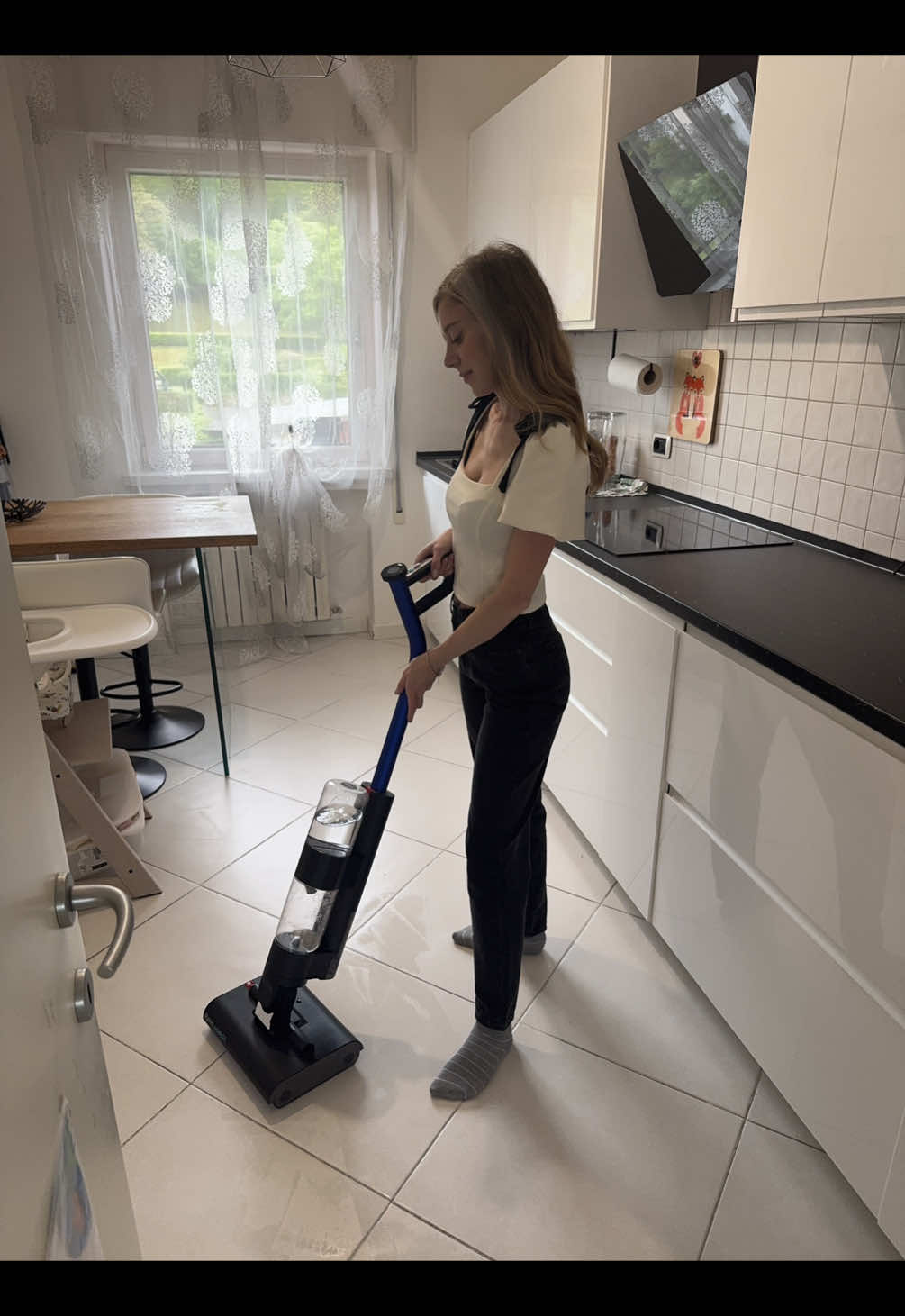 TikTok post by @imazzegaro for Dyson. Caption reads: Solitamente questo è il compito di Massi mentre io....