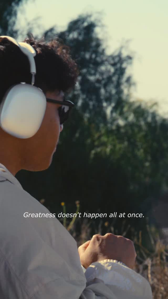 Instagram post by @kavin for Move. Caption reads: [...] happens one step at a time . 👟

....