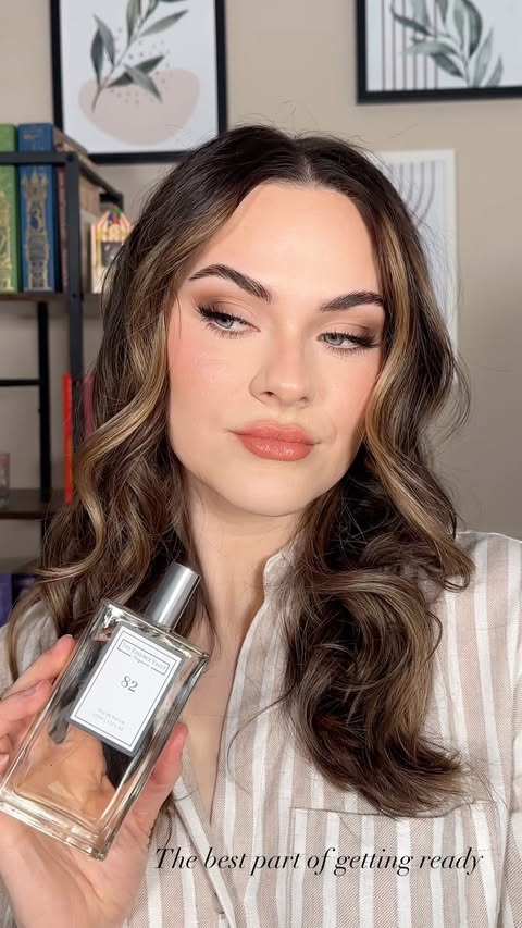 Instagram post by @_makeupbylisa for The Essence Vault. Caption reads: [...] favourite scent I’ve tried of the....