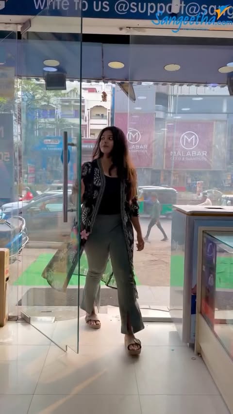 Instagram post by @shineramya for Sangeetha Mobiles. Caption reads: visit sangeetha gadgets today and grab your all....
