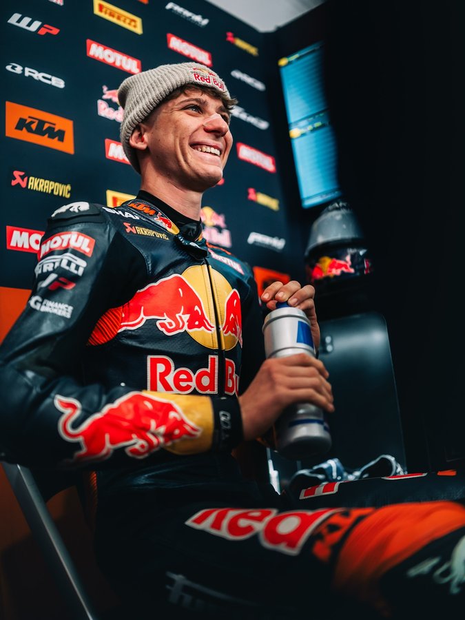 Instagram post by @jacob.roulstone for 100% Bike. Caption reads: Man, this place is awesome! Nothing better than....