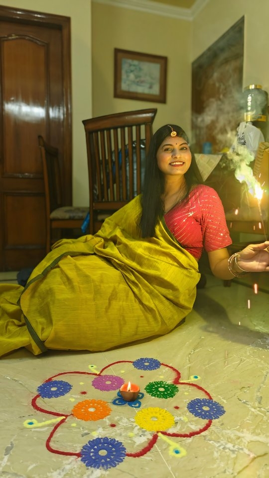 Instagram post by @honesty2250 for Havells. Caption reads: For us, Lloyd isn’t just an appliance brand, it’s....