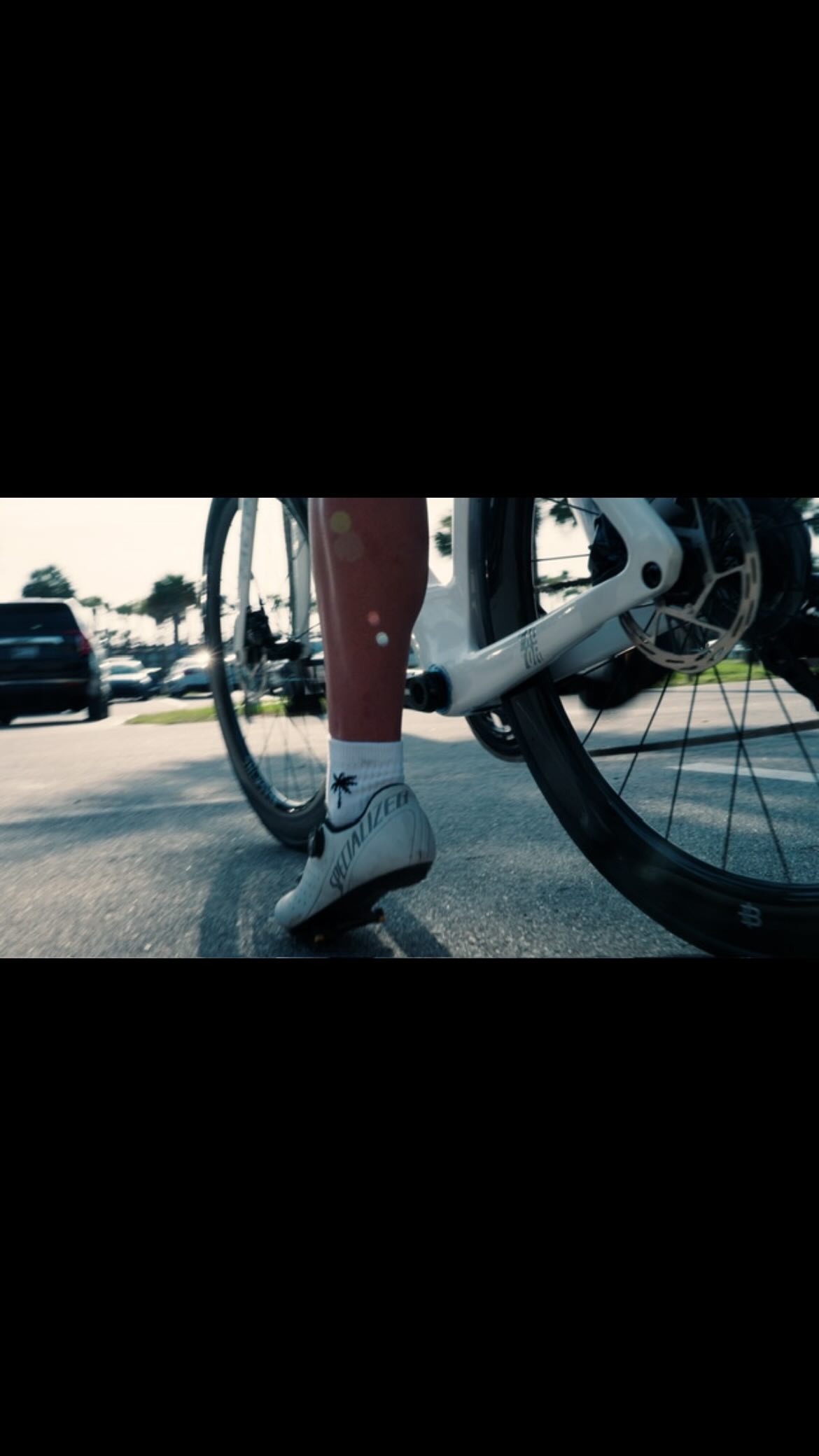 Instagram post by @makaylafick for Alter Ego Running. Caption reads: Summer Head to Toes Giveaway! 🧢🧦🍌
Thank you SO....