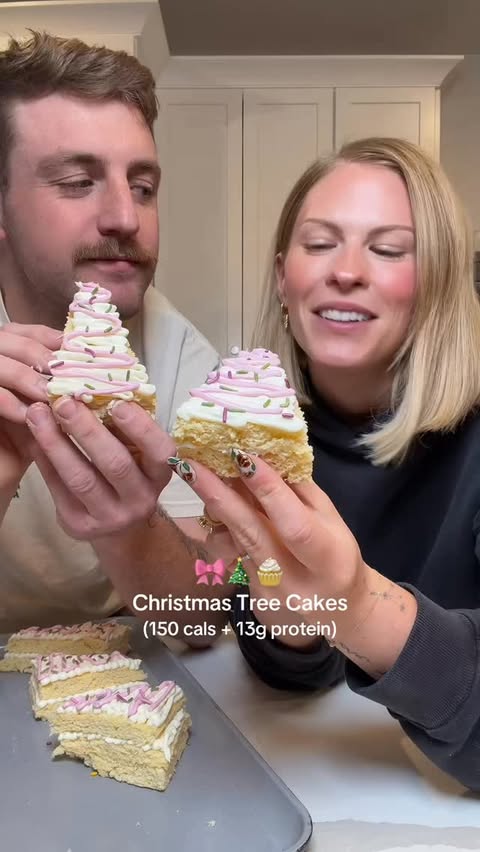 Instagram post by @smaller_sam.pcos for Clean Simple Eats. Caption reads: Protein Christmas Tree Cakes 🎀🧁 (150 cals + 13g....