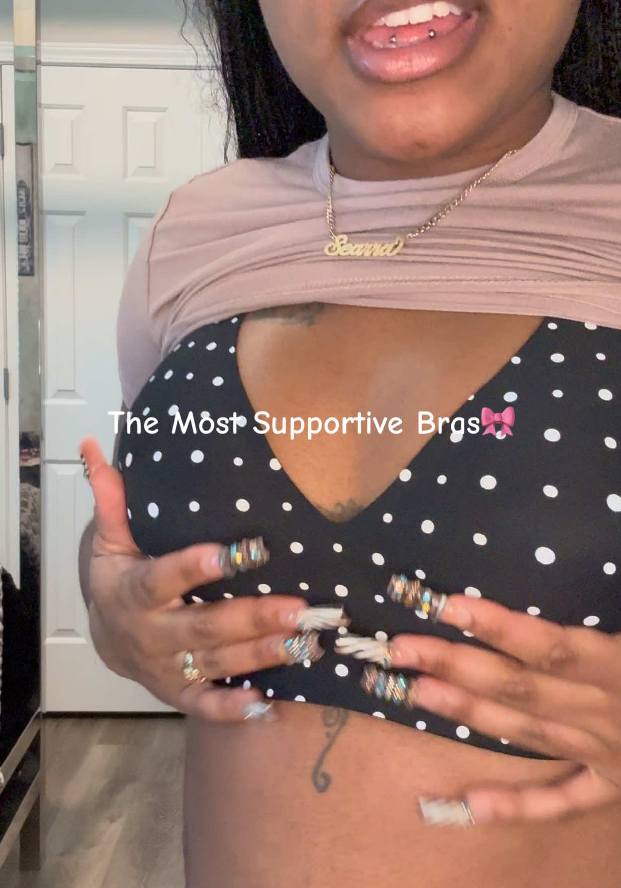 TikTok post by @_iam.searra_ for OEAK-Bras. Caption reads: [...] #nounderwirebra #bras #butterysoft....