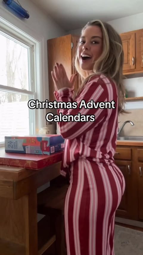 Instagram post by @pumpedwithperi for Boohoo. Caption reads: It’s like a daily reward 🎁

#adventcalender....