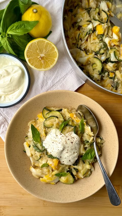 Instagram post by @_lifeandfork_ for OXO. Caption reads: LEMONY SMOKED HADDOCK & COURGETTE ORZO Big up....