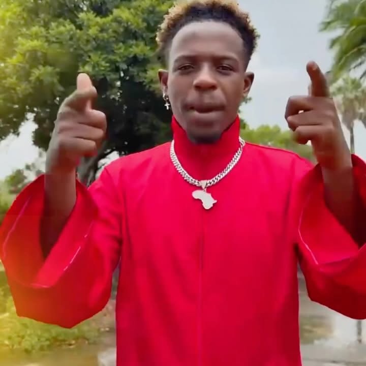 Instagram post by @saintfloewmusic for WorldRemit. Caption reads: @saintfloewmusic coming with fire kuZimLinkUp!....