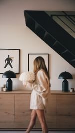 Instagram post by @lauren__burke for Venus et Fleur. Caption reads: [...] most special and luxurious gift from....