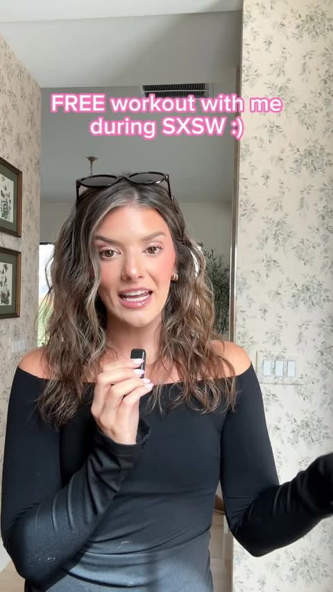 Instagram post by @jennapalek for Yahoo. Caption reads: [...] a FREE workout event during SXSW at @yahoo....