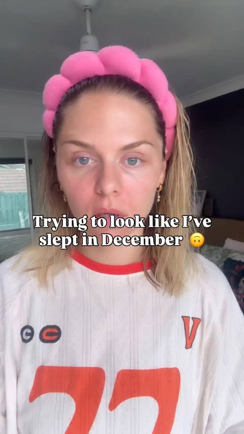 Instagram post by @tarapavlovic for PMD Beauty. Caption reads: If you’re stuck on gift ideas, this is your sign....