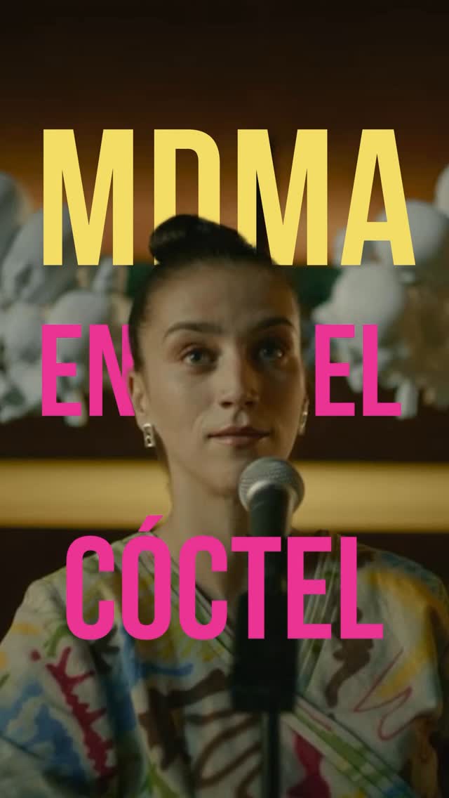 Instagram post by @palantehbomax for Max. Caption reads: Entró con una escopeta, pero lo que nadie vio....
