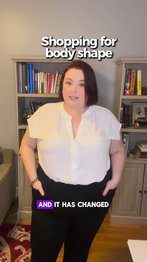 Instagram post by @laurenhopekrass for Universal Standard. Caption reads: Pears sound off 🍐📢

Suit is @universalstandard....