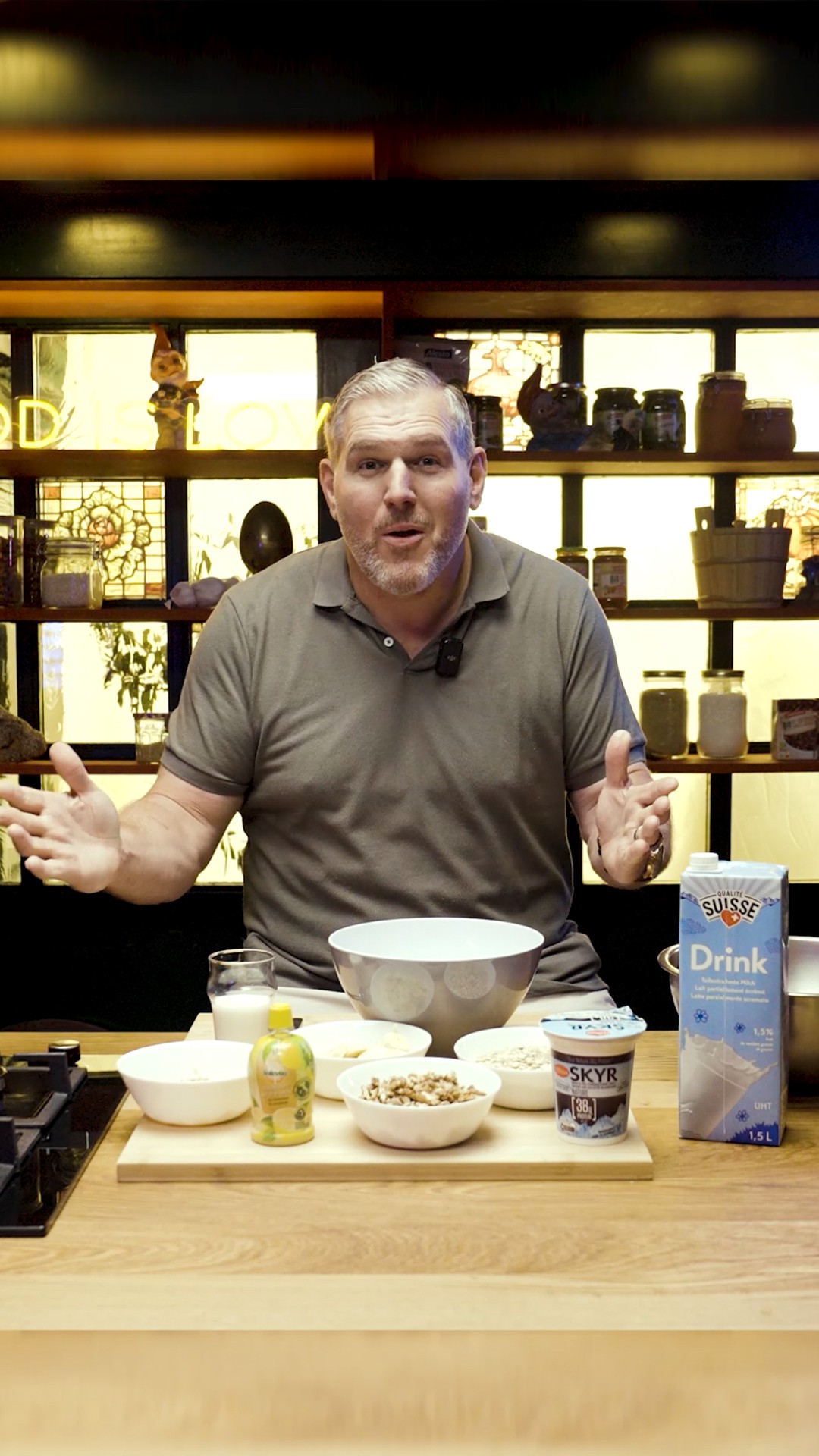 Instagram post by @joyn.schweiz for lidlch. Caption reads: [...] esst Ihr am liebsten am Morgen? 😋⁣ ⁣....